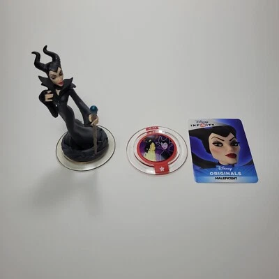 Disney Infinity 2.0 Maléfica con disco de poder y tarjeta de lanzamiento de hechizos Foto 1 de 4