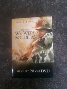 Mel Gibson We Were Soldiers Movie Lapel Pin Button Pinback FREE COMBINED SHIP - Picture 1 of 2