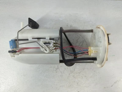 Conjunto de bomba de combustible eléctrica de gas Mitsubishi Outlander 2007-2013 DFQM6 Foto 1 de 4