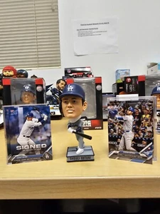 SHOHEI OHTANI L.A. Dodgers Mini Big Head Bobblehead Away Jersey&Topps Now Cards - Picture 1 of 23