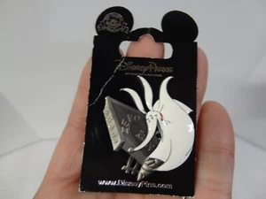 Disney Pin 2015 Nightmare Before Christmas White Enamel Zero & Dog House 3D - Picture 1 of 7
