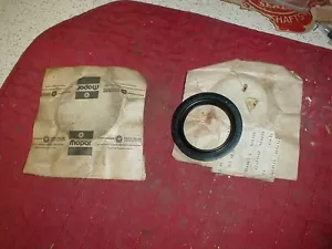 NUEVO DE LOTE ANTIGUO MOPAR 1972-6 A BUJE DELANTERO BUJE POLVO/GRASA SELLOS FRENOS DE TAMBOR - Imagen 1 de 1