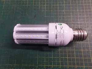 NEW CORN LED RETROFIT LAMP MOGUL 120-277VAC 5000K E39 MOGUL BASE 1050Lm, N.O.S - Picture 1 of 7