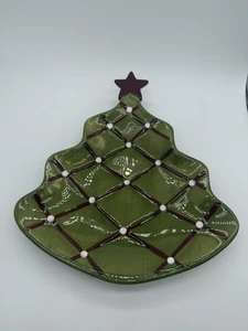 Plato de aperitivo Pottery Barn Season's Greetings árbol de Navidad ensalada postre usado en excelente estado - Imagen 1 de 9
