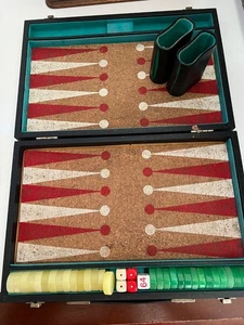 VINTAGE BACKGAMMON SET BAKELITE WITH CORK GAMEBOARD - Picture 1 of 12