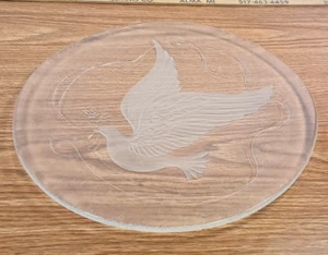 L.E. Smith Glass Etched Frosted Dove Platter w Ribbon & Flowers 13.25" Diameter - Picture 1 of 5