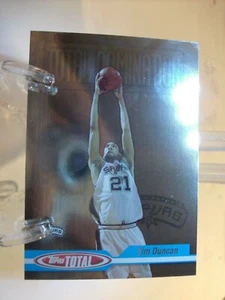 2004-05 Topps Total Total Domination Basketball Card #TD3 Tim Duncan (83850) - Picture 1 of 2