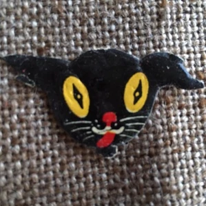 Vintage 1920's German Black Cat,Yellow Eyes Halloween Scrap Decoration,1 3/4" - Picture 1 of 5