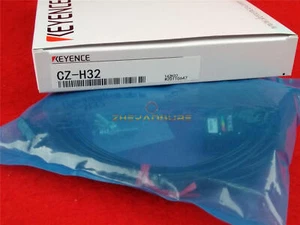 ONE NEW Keyence Laser Sensor CZ-H32 CZH32 - Picture 1 of 4