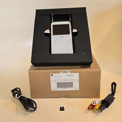 3M Camcorder Projector Shoot N Share CP40 V5R in Box w/ Micro SD Card - Image 1 of 4