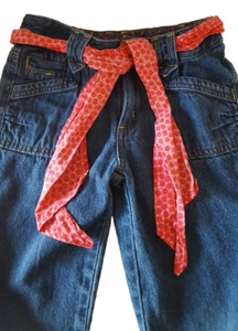 Girls Denim Jean Capris Size 10 with BELT 5 pockets Cuffed - Picture 1 of 3