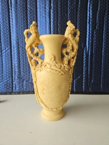 Vintage Oriental Vase With Two Birds Sitting Carving Ivory Soap Stone ? - Picture 1 of 10