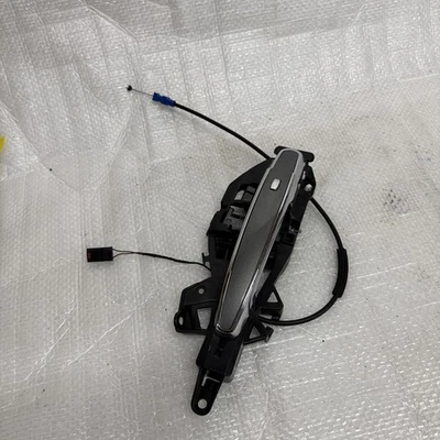 Chevrolet Volt 2016 manija de puerta trasera del lado derecho del pasajero gris Foto 1 de 4