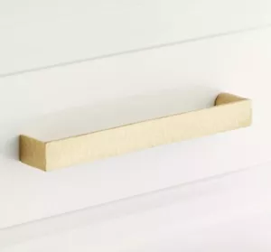Tirador de gabinete de latón martillado Grohl de 4" Signature Hardware - latón satinado - Imagen 1 de 1