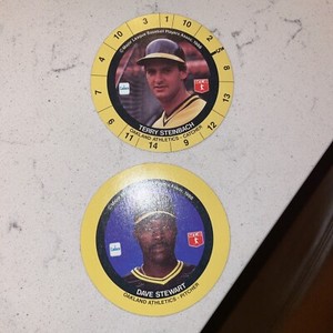 Cadaco Baseball Game Discs Oakland Athletics Dave Stewart & Terry Steinbach 1988