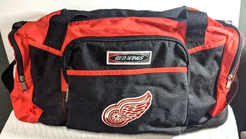Detroit Redwings   Gym/Duffle Bag travel bag NHL BLACK/Red Cover
