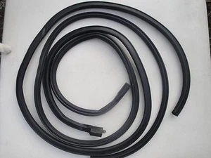 69 1969 FORD GALAXIE 2 DR HARDTOP NOTCH BACK ROOF RAIL SEALS NEW - Picture 1 of 5