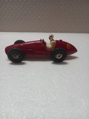 DINKY TOYS FRANCE - 23J - FERRARI - TBE - Calandre quadrillé - (n° 6) - Photo 1/4