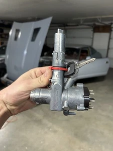 Ignition Steering Wheel Lock W123 1978 OEM - Picture 1 of 10
