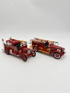 Signature Models 1928 DieCast REO Fire Engine Red 1/32 &Chicago Fire dept 2 Pcs - Picture 1 of 12