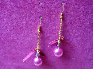 Earrings: fuchsia pink bead + ribbon, gold, handmade only one made! - Picture 1 of 2