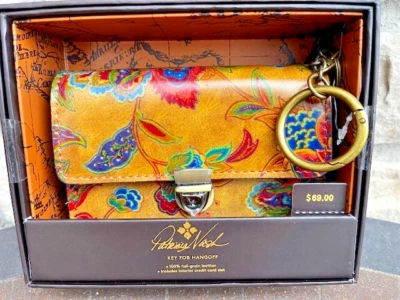 Patricia Nash Key Fob Hangoff Wallet - French Tapestry - IN GIFT BOX! - Image 1 of 4