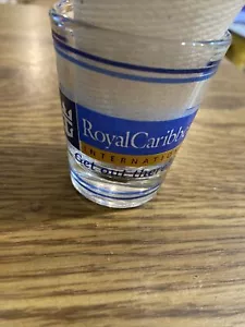 Royal Caribbean International - Copa de chupito de recuerdo de línea de cruceros, ¡sal! - Imagen 1 de 3