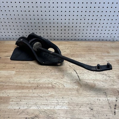 82-85 TOYOTA SUPRA MA67 FRONT RIGHT SUSPENSION BRACE SWAY BAR CONTROL ARM OEM - Image 1 of 4