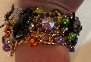 Betsey Johnson Halloween Charm Knebelarmband Katze Spinne Süßigkeiten Knochen Glitzer - Bild 1 von 18