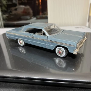 Chevy Impala 1964 concesionario modelo de coche promocional como se encontró - Imagen 1 de 19