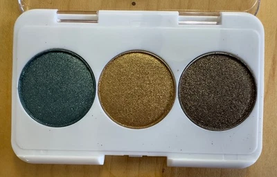 Mary Kay AT PLAY Just for EYES - STUNNING!Shimmery TRIO ~ Discontinued - Image 1 of 3