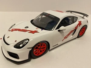 Porsche Cayman GT4 Clubsport 3.8 1:18 2016 Spark Ltd Ed 18SP039 - Picture 1 of 18