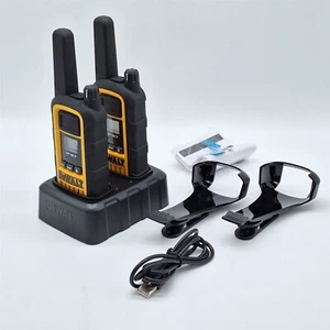 DEWALT DXFRS800 2 Watt Heavy Duty Walkie Talkies (2 Pack) - Zdjęcie 1 z 6