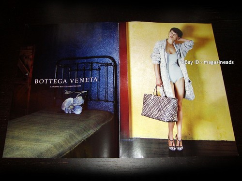 BOTTEGA VENETA 2 pagine STAMPA ANNUNCIO 2015 SASKIA DE BRAUW gambe caviglie cosce piedi