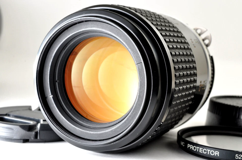 Nikon Ai-S 105mm f/2.8 Micro NIKKOR MF Telephoto Prime Lens AIS - Image 1 of 4