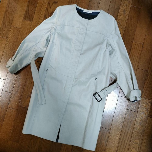 Cappotto donna PRADA cotone senza colletto tessuto legato design scolpito