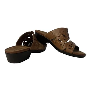 Clarks Bendables Slip On Wedge Sandals Gina Heron Brown Womens Size 6.5M - Picture 1 of 10