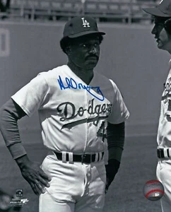 Al Downing Signed 8X10 Photo Autograph LA Dodgers B/W Hands on Hips Auto w/COA - Picture 1 of 2