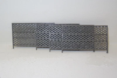 DIOPART3D Industrie Metallzaun Zaun 4Felder Maßstab 1:45 Spur 0 Diorama Modellbau