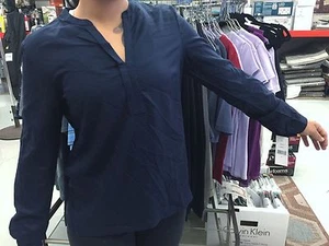 NEW Tommy Hilfiger Masters Navy Women's V-Neck Long Sleeve Shirt/Blouse - Picture 1 of 3