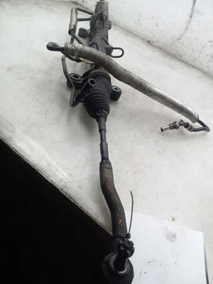 03 04 05 06 07 08 TOYOTA COROLLA CE BARRA DE CAMBIOS DE DIRECCIÓN Y PIÑÓN SIN ABS Foto 1 de 4