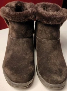 SKECHERS Ankle Boots Women’s Size 7 Chocolate 144470 CHOC Chukka Leather Sherpa - Picture 1 of 10