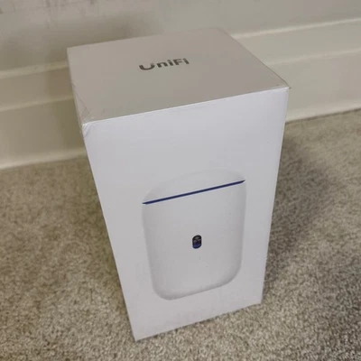 Ubiquiti UDR UniFi WiFi 6 Dream Router - Image 1 of 4