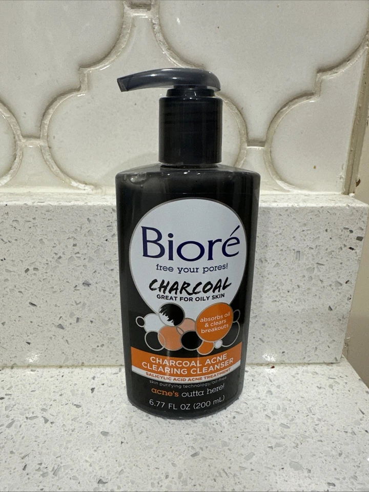 Biore Charcoal Acne Clearing Cleanser w/ Salicylic Acid 6.77ox Oily Skin 4/2026 - Image 1 of 1