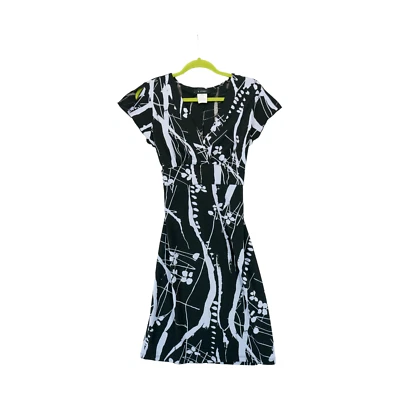 B. Smart Sport Tie Died Dress Women's Size 9/10  100% Polyester - Image 1 of 4