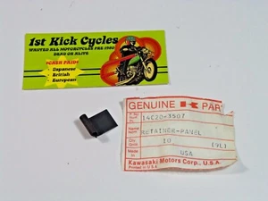 NOS KAWASAKI 1978-81 Retainer Panel Intruder Invader Snowmobile 14020-3507 - Imagen 1 de 3