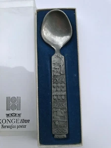 KONGE Tinn Norway Zinn Pewter Wikinger-Dekor Sahnelöffel Zierlöffel in OVP - Bild 1 von 4