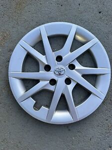12-18 Toyota Prius V 16” Hubcap Wheel Cover 42602-47080 OEM 12 13 14 15 16 17 18