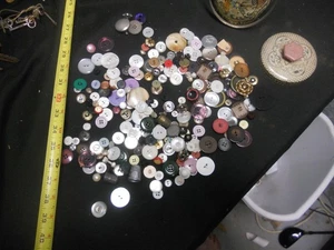 Mixed Vintage Button Lot with Tin - Picture 1 of 7