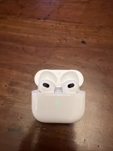 Apple AirPods 3rd Generation Wireless In-Ear Headset - White - Photo 1 sur 3